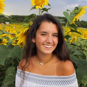 Meet your Posher, Grace